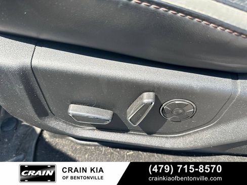 Used 2019 Ford F250 Platinum w/ Platinum Ultimate Package AWD/4WD image 18