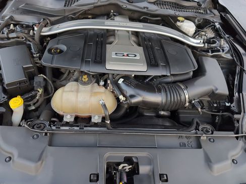 Used 2018 Ford Mustang GT Premium w/ GT Performance Package image 16