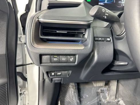 Used 2023 Toyota Prius Limited w/ Limited Premium Package AWD/4WD image 15