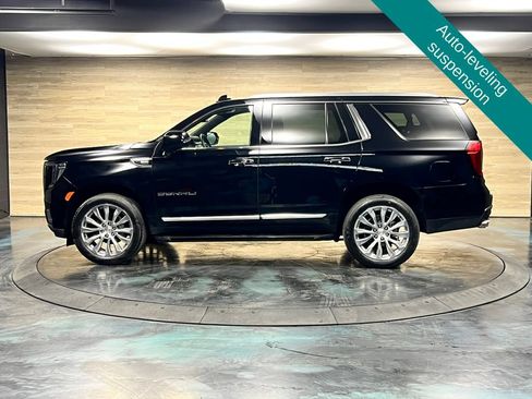 Used 2023 GMC Yukon Denali w/ LPO, Floor Liner Package AWD/4WD image 11