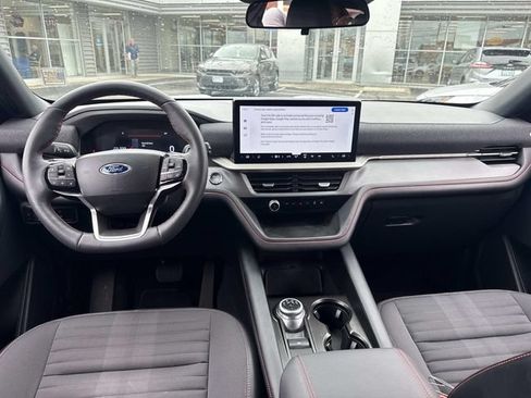 Used 2026 Ford Explorer ST-Line AWD/4WD image 19