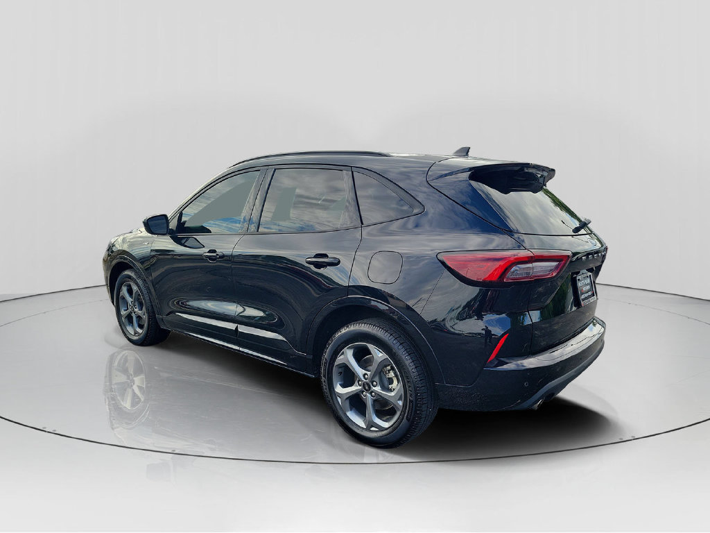 Used 2024 Ford Escape ST-Line Select w/ Tech Pack #1 AWD/4WD image 5