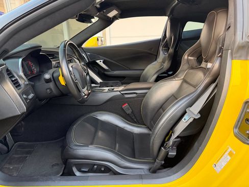 Used 2019 Chevrolet Corvette Z06 RWD image 18