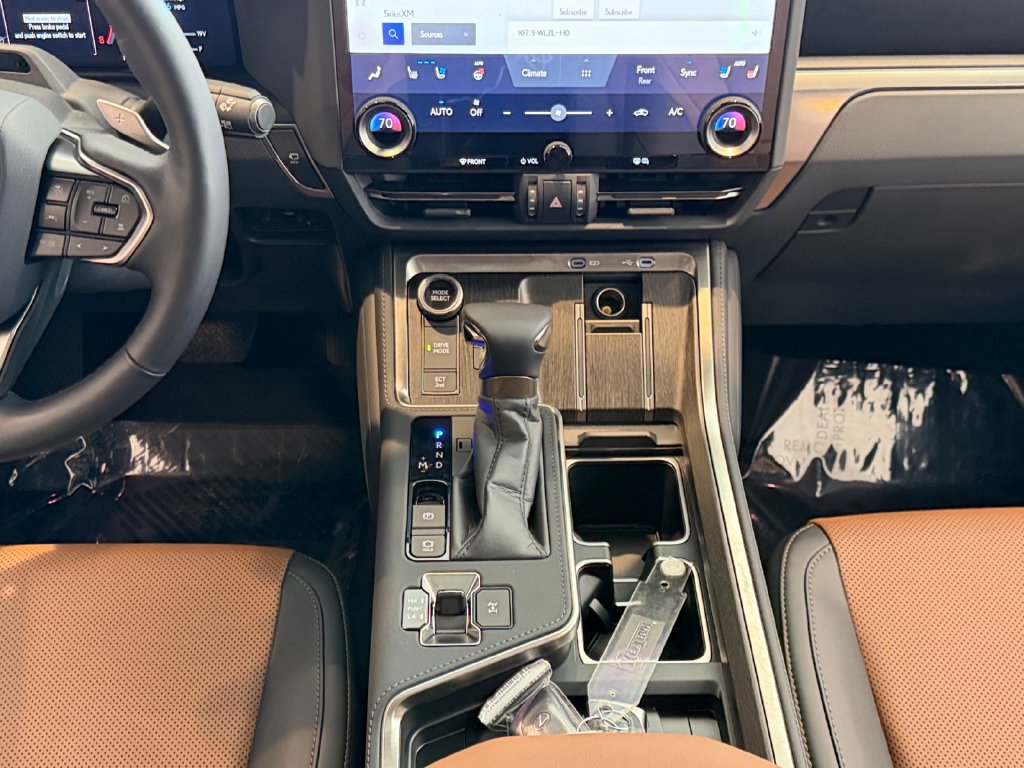 Certified 2025 Lexus GX 550 AWD/4WD image 14