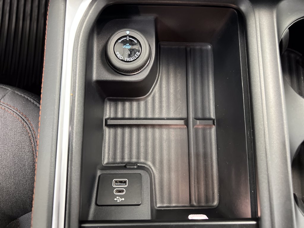 Used 2025 Ford Expedition Active RWD image 68