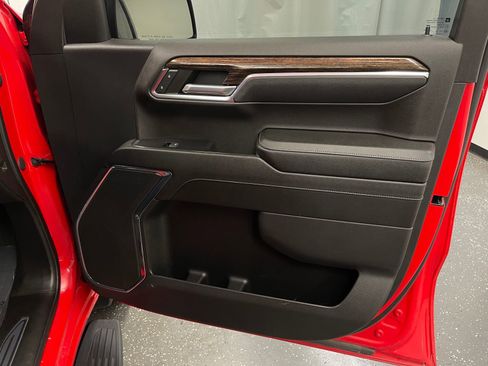 Used 2023 GMC Sierra 1500 Elevation image 7