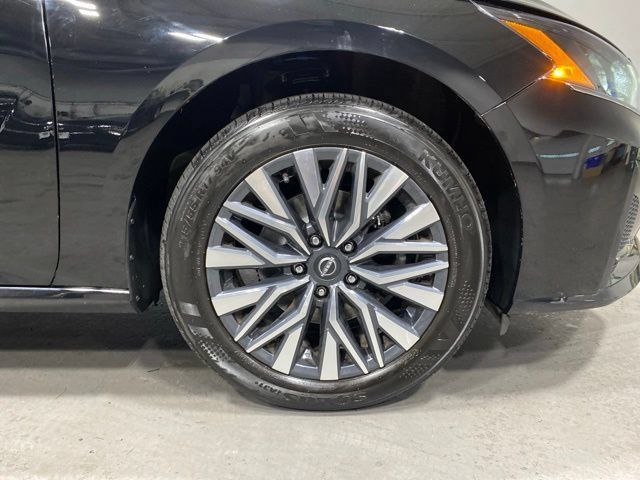 Certified 2024 Nissan Altima 2.5 SV AWD/4WD image 31