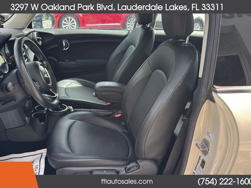 Used 2016 MINI Cooper 2-Door Hardtop FWD image 17