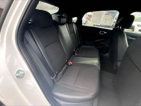 Used 2023 Honda Civic Sport image 27