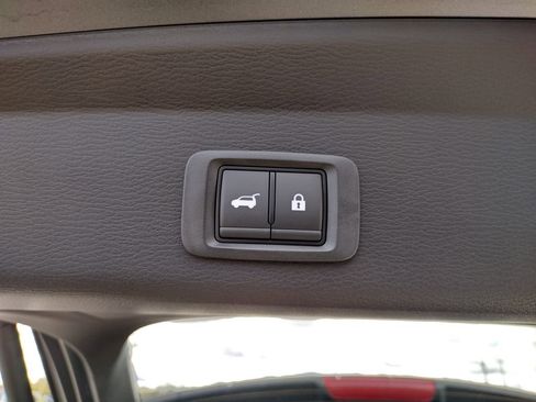 New 2025 Mitsubishi Outlander SE image 26