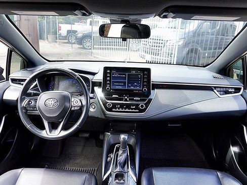 Used 2020 Toyota Corolla XSE FWD image 18