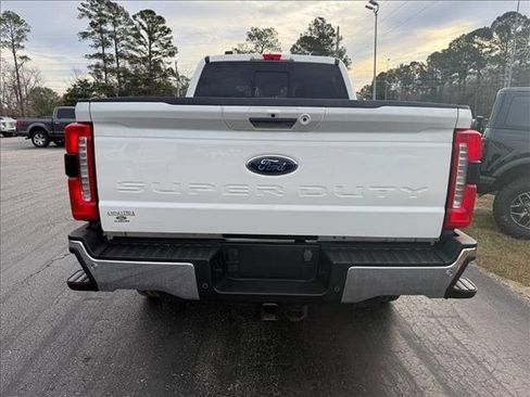 Used 2023 Ford F350 Lariat w/ Chrome Package image 4