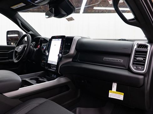 New 2026 RAM 2500 Big Horn AWD/4WD image 30