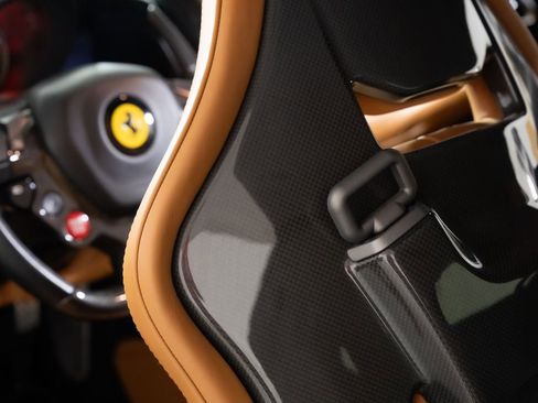 Used 2017 Ferrari 488 GTB RWD image 39