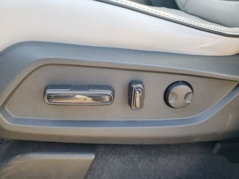 Used 2024 Honda Pilot Elite image 16