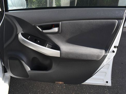 Used 2010 Toyota Prius Two image 23
