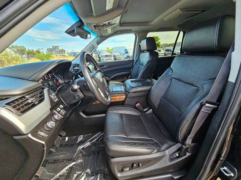 Used 2015 Chevrolet Tahoe LTZ AWD/4WD image 18