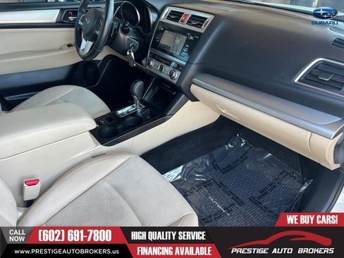 Used 2015 Subaru Outback 2.5i Premium AWD/4WD image 2