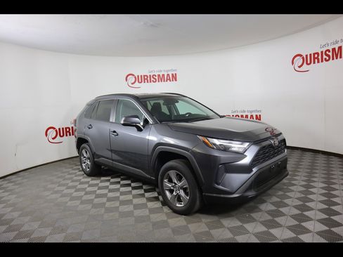 Used 2023 Toyota RAV4 XLE AWD/4WD image 16