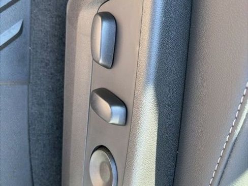 New 2026 GMC Canyon Elevation w/ Convenience Package image 19