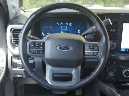 Certified 2024 Ford F250 Lariat w/ Lariat Ultimate Package AWD/4WD image 7
