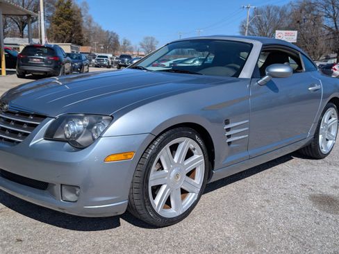 Used 2004 Chrysler Crossfire Coupe RWD image 3