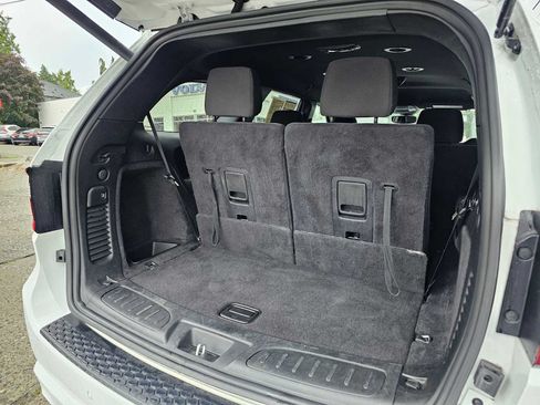 Used 2025 Dodge Durango GT AWD/4WD image 16