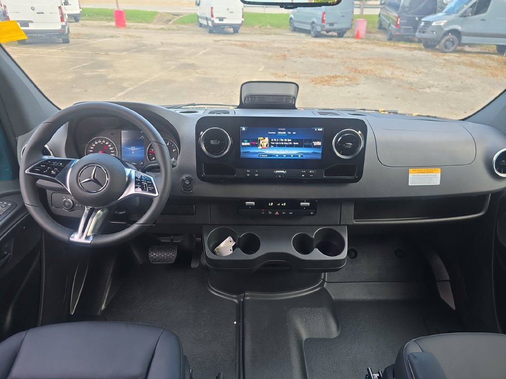 New 2026 Mercedes-Benz Sprinter 2500 image 13