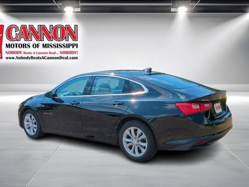 Used 2024 Chevrolet Malibu LT FWD image 3