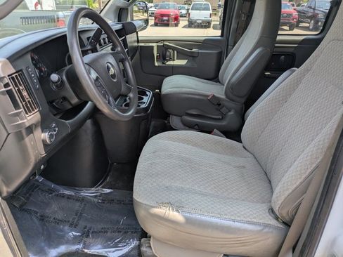 Used 2019 Chevrolet Express 3500 LT w/ LT Preferred Equipment Group RWD image 15