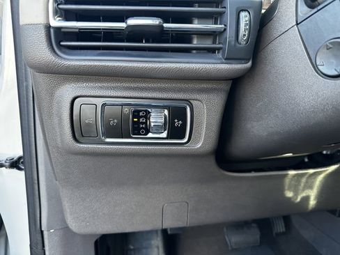 Certified 2024 Lincoln Corsair Premiere w/ Equipment Group 101A image 30