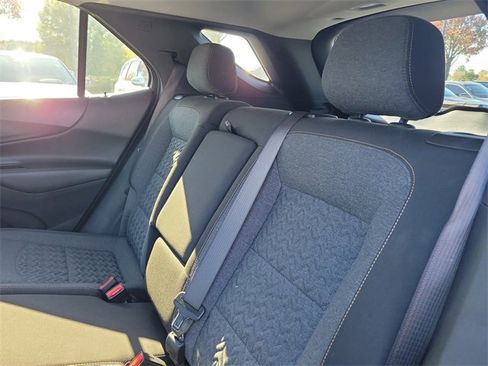 Used 2023 Chevrolet Equinox LT image 11