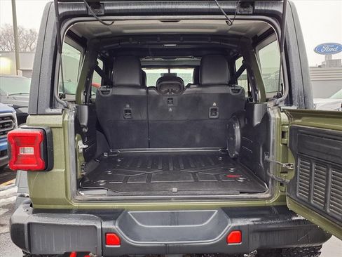 Used 2021 Jeep Wrangler Unlimited Rubicon w/ Xtreme Recon 35" Tire Package image 21