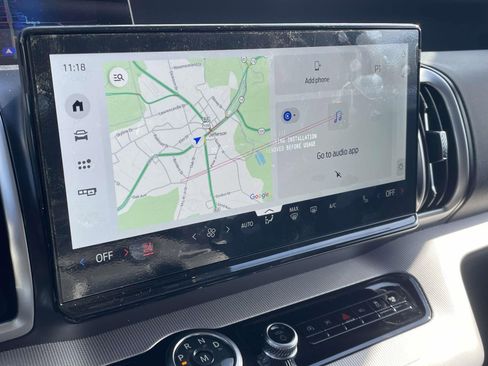 New 2026 Ford Expedition Active image 11