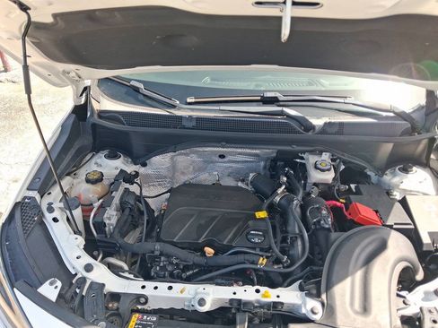 Used 2021 Buick Encore GX Select FWD image 28