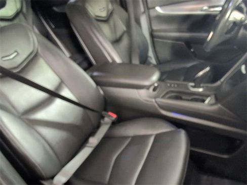 Used 2018 Cadillac XT5 Luxury w/ Driver Awareness Package image 32