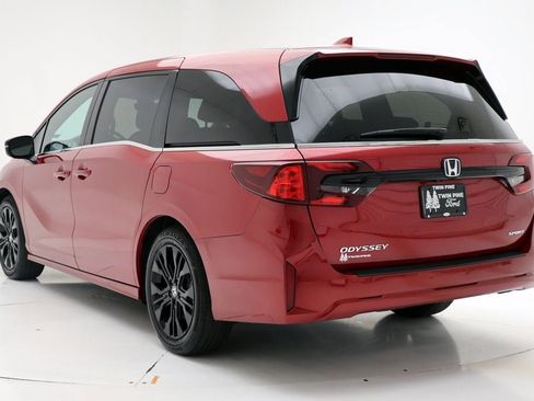 Used 2025 Honda Odyssey Sport-L image 6