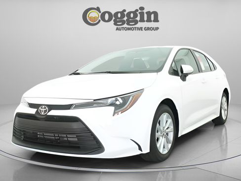 New 2026 Toyota Corolla LE image 33