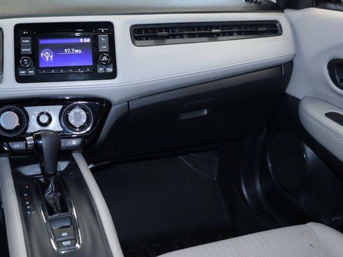 Used 2016 Honda HR-V LX image 23