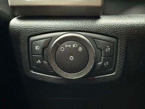 Used 2016 Ford F150 Lariat w/ Equipment Group 502A Luxury image 13