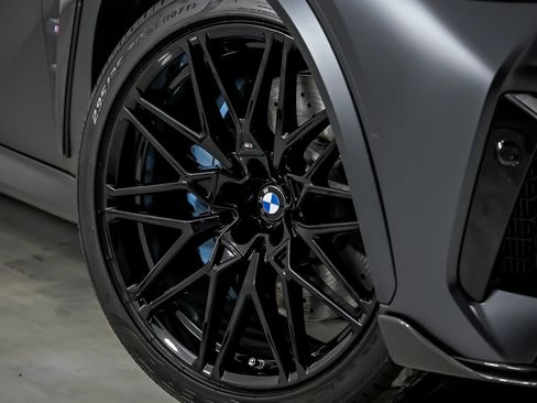 Used 2020 BMW X5 M Competition w/ Executive Package image 4