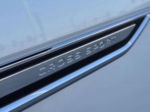 New 2026 Volkswagen Atlas Cross Sport SE AWD/4WD image 7