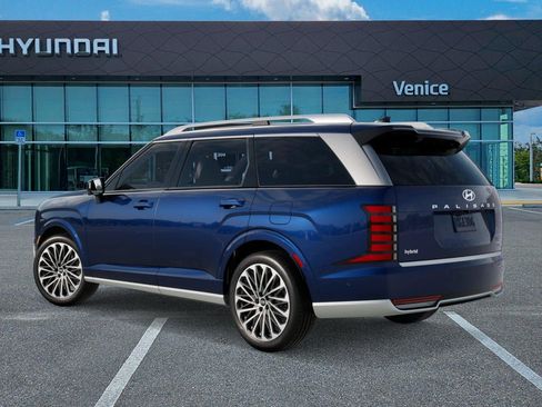 New 2027 Hyundai Palisade Calligraphy FWD image 5