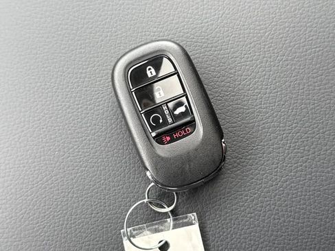 Used 2026 Honda Pilot Black Edition image 35