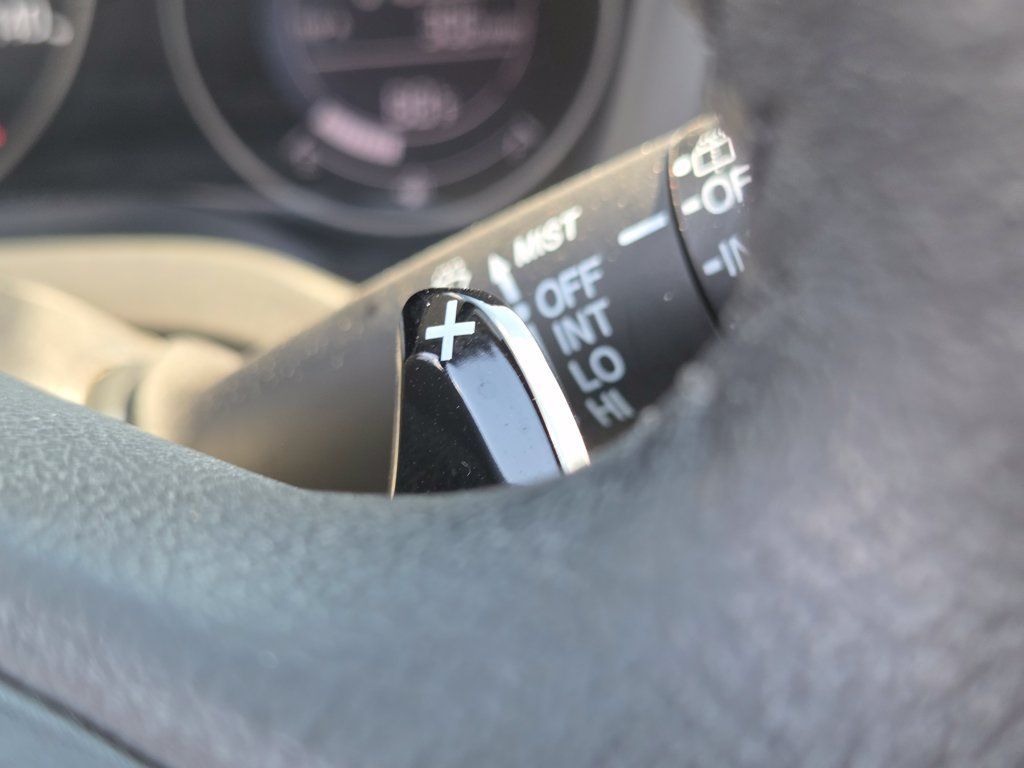 Used 2019 Honda HR-V Sport image 32