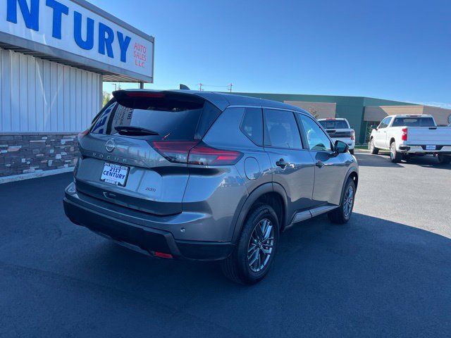 Used 2024 Nissan Rogue S AWD/4WD image 10