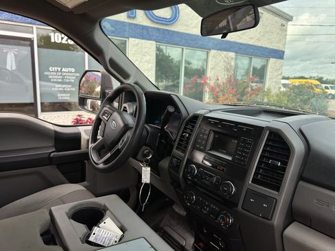 Used 2017 Ford F250 XL w/ Power Equipment Group RWD image 12