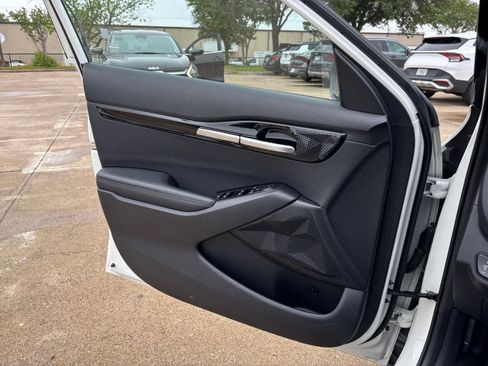 Used 2025 Kia Seltos S FWD image 18