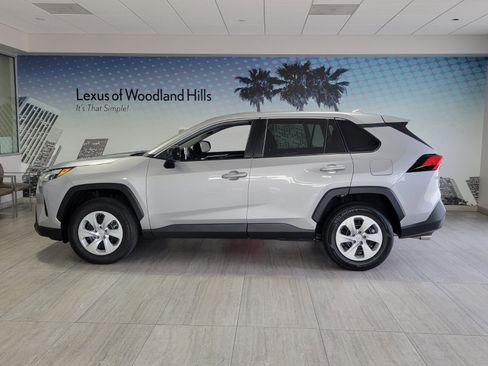 Used 2024 Toyota RAV4 LE image 2