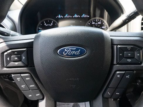 Used 2019 Ford F250 XLT w/ XLT Premium Package AWD/4WD image 24